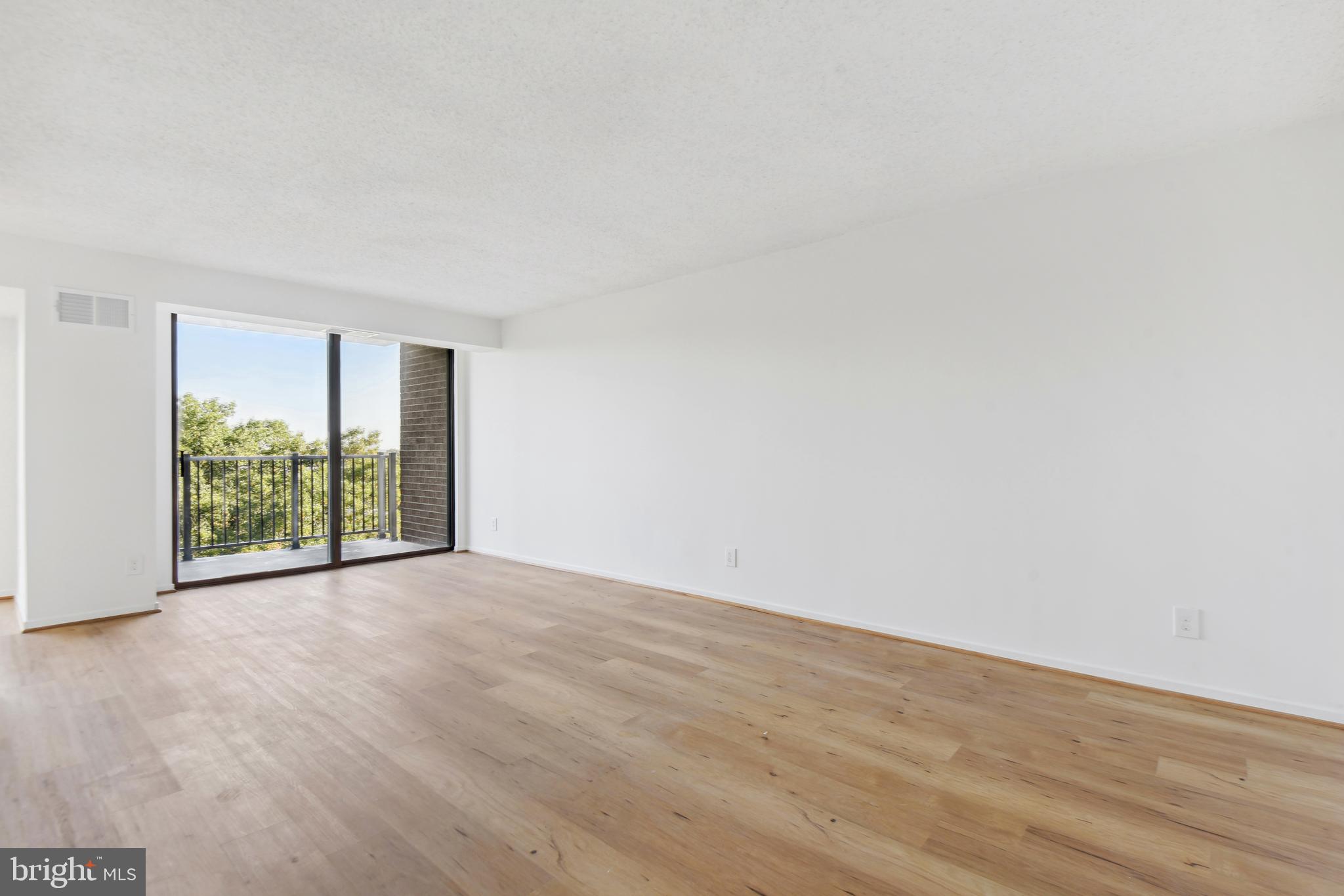 2300 Pimmit DRIVE Unit: 707