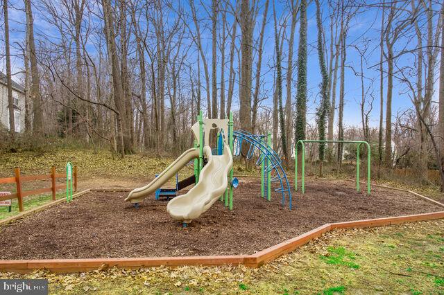 2300 Pimmit DRIVE Unit: 707