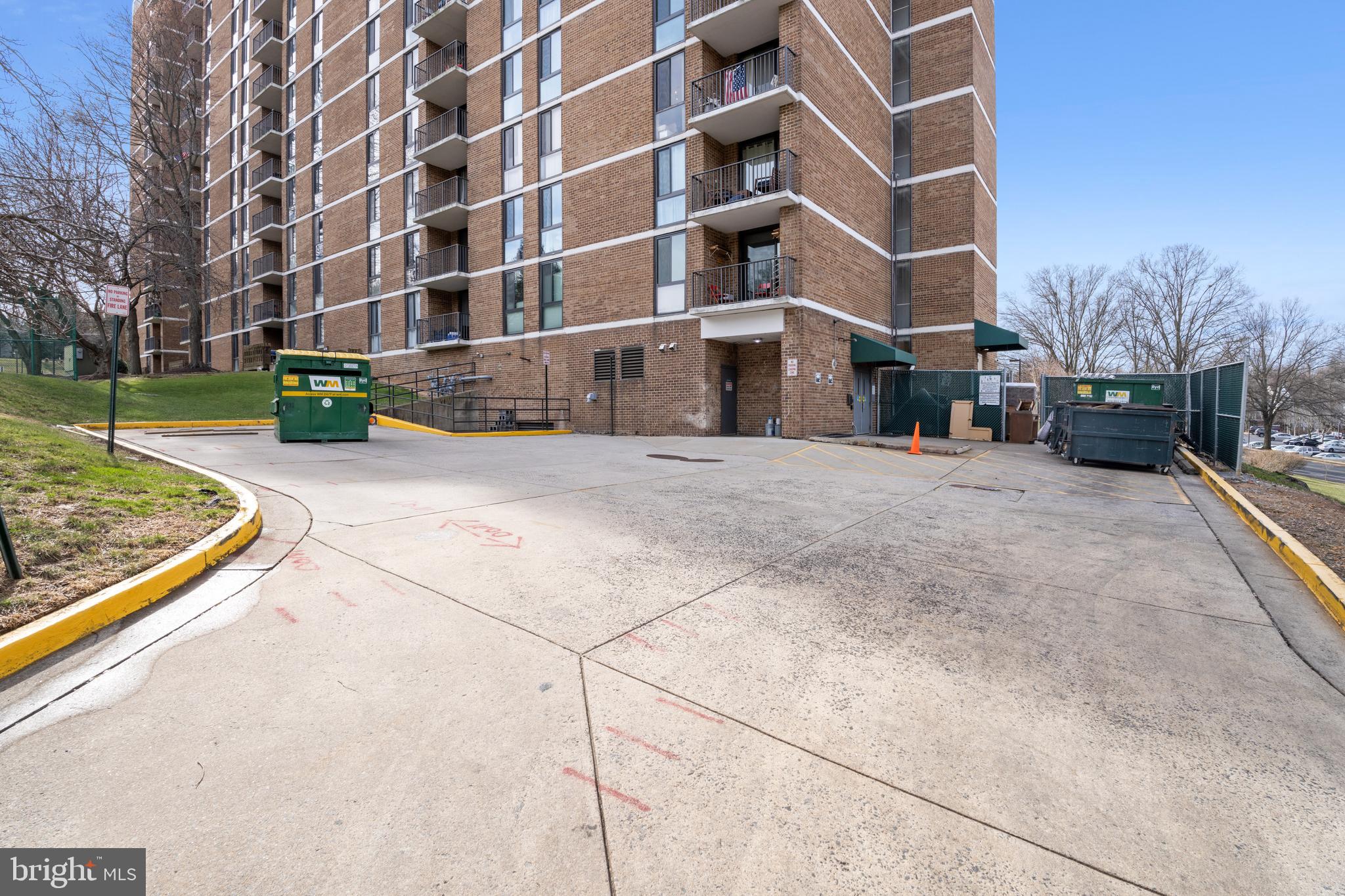 2300 Pimmit DRIVE Unit: 707