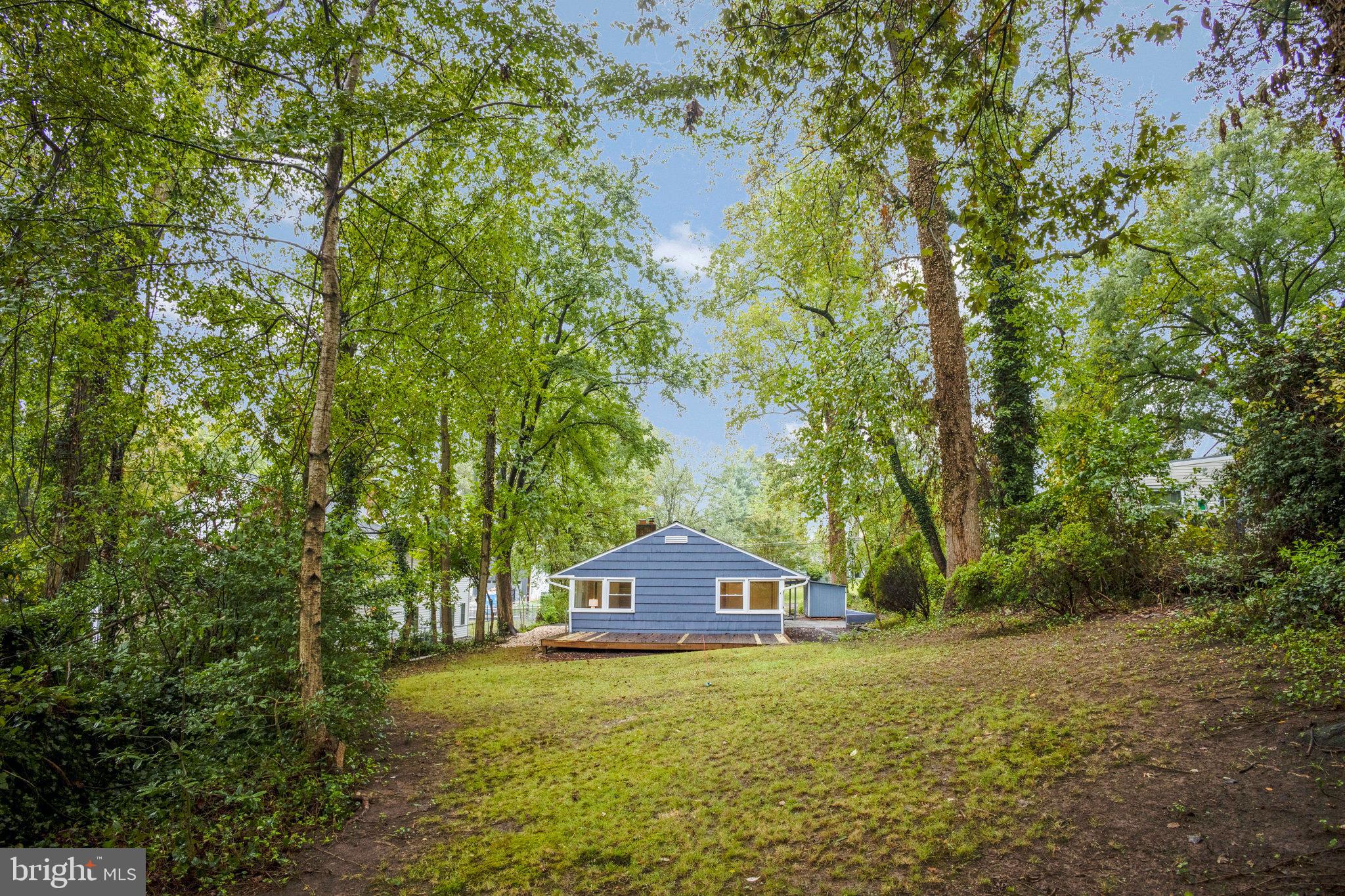 7104 Westmoreland ROAD