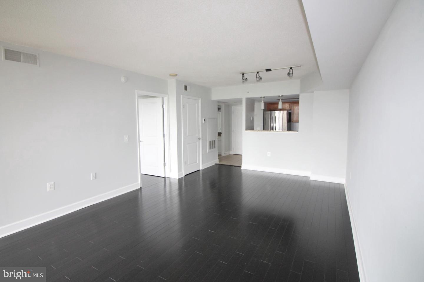 11800 Sunset Hills ROAD Unit: 625