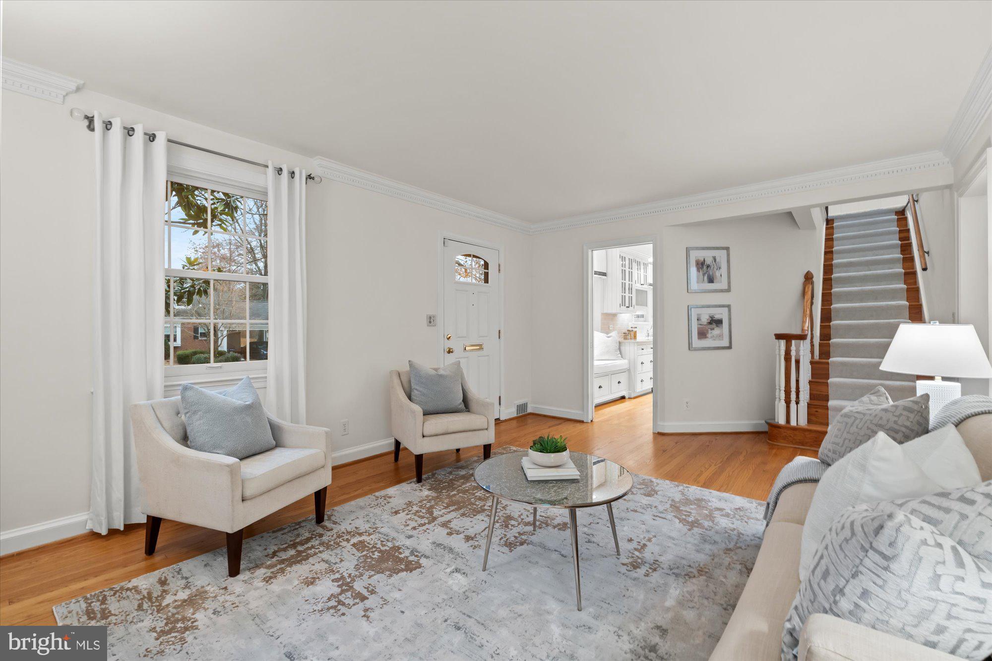 2352 Greenwich St