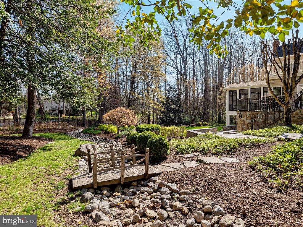 10554 Fox Forest Dr