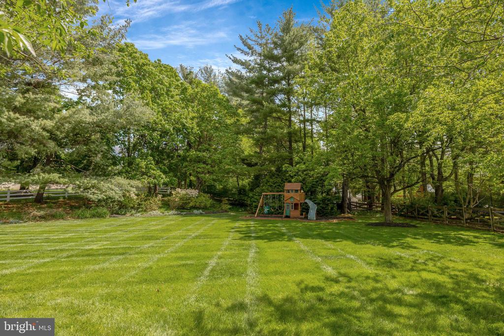 1301 Brookdale Ter