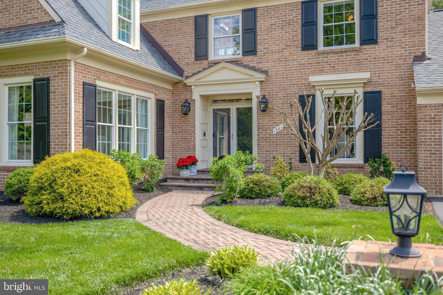1301 Brookdale Ter