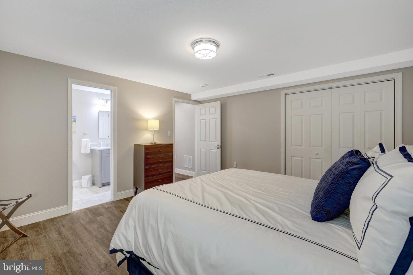 1301 Brookdale Ter