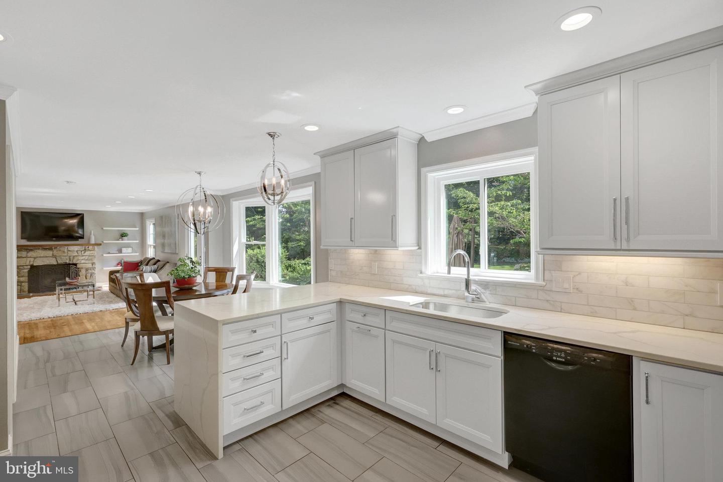 1301 Brookdale Ter