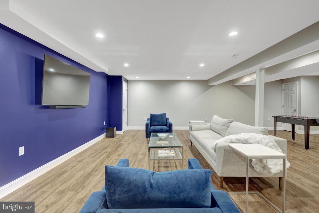 1301 Brookdale Ter