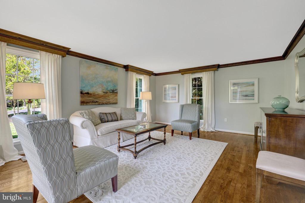 1301 Brookdale Ter