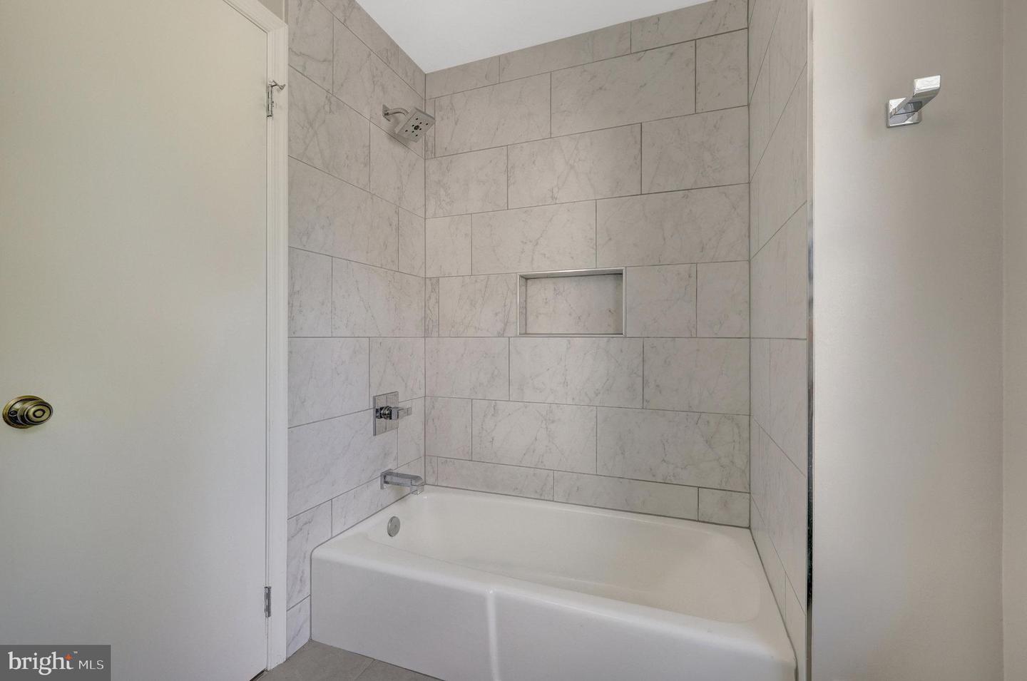 1301 Brookdale Ter