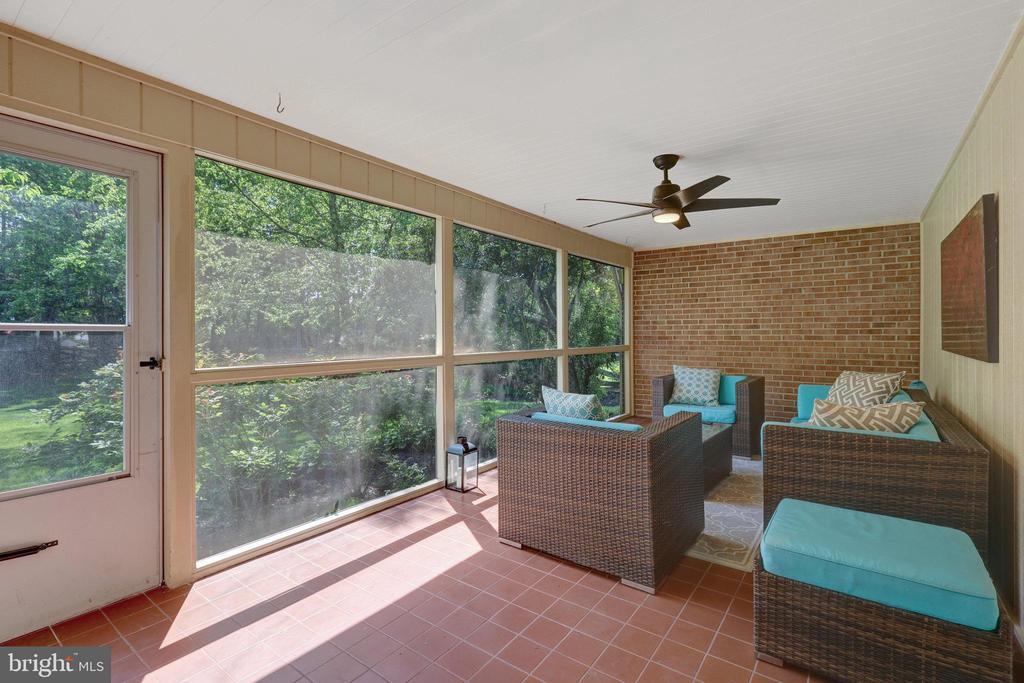 1301 Brookdale Ter