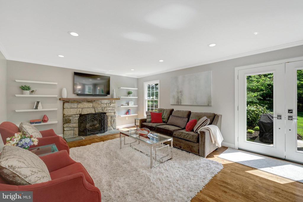 1301 Brookdale Ter