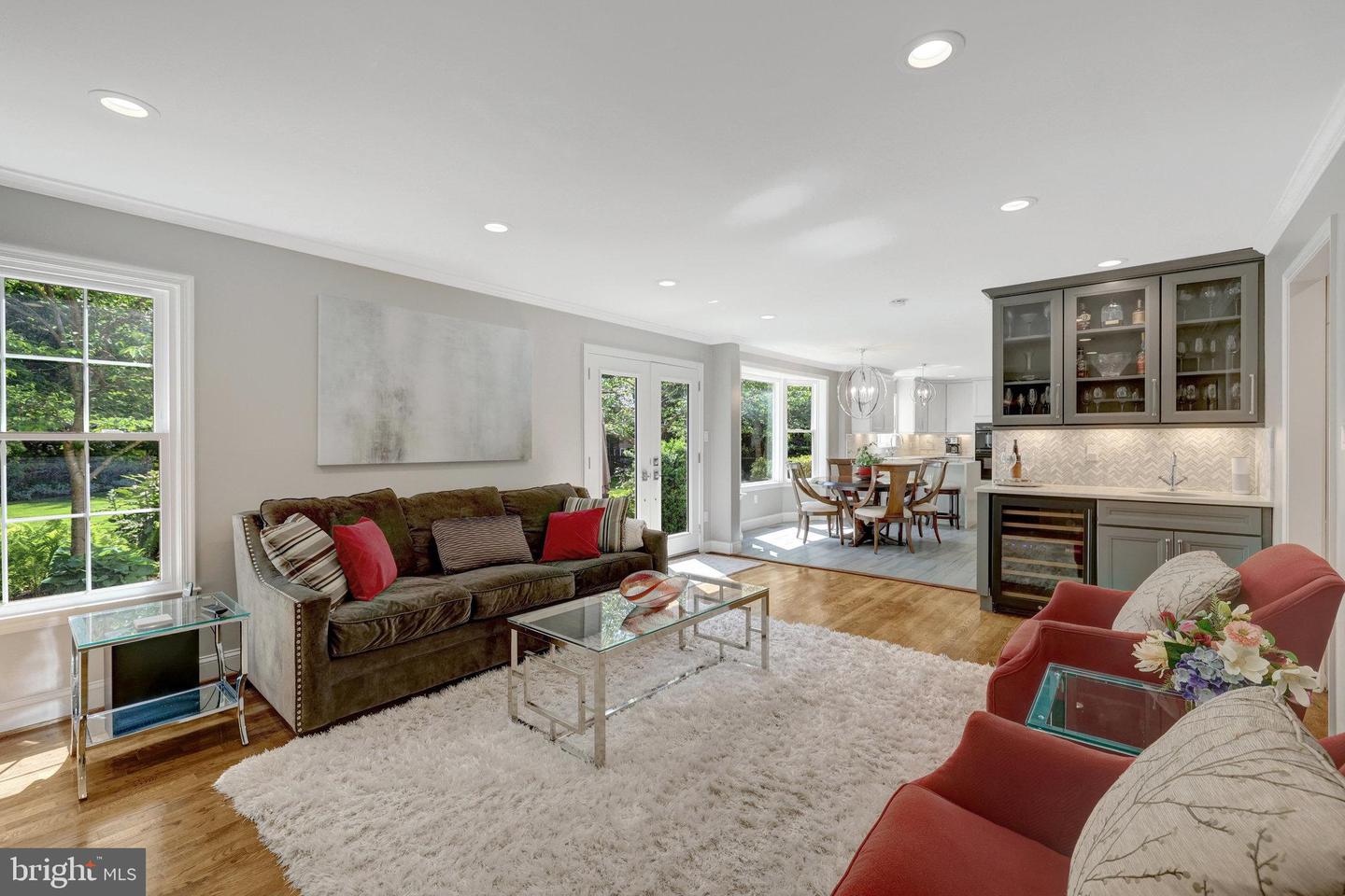 1301 Brookdale Ter