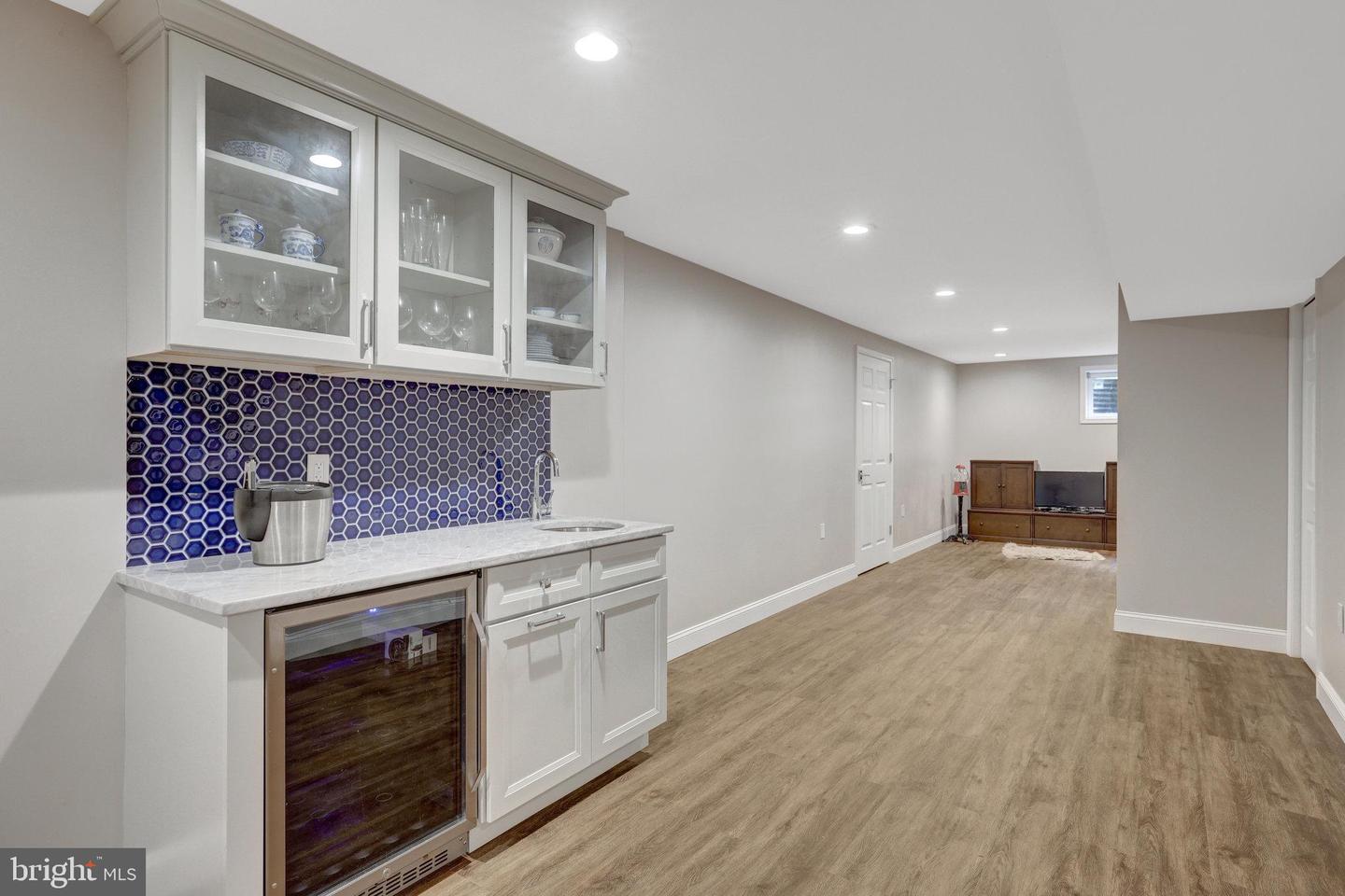 1301 Brookdale Ter