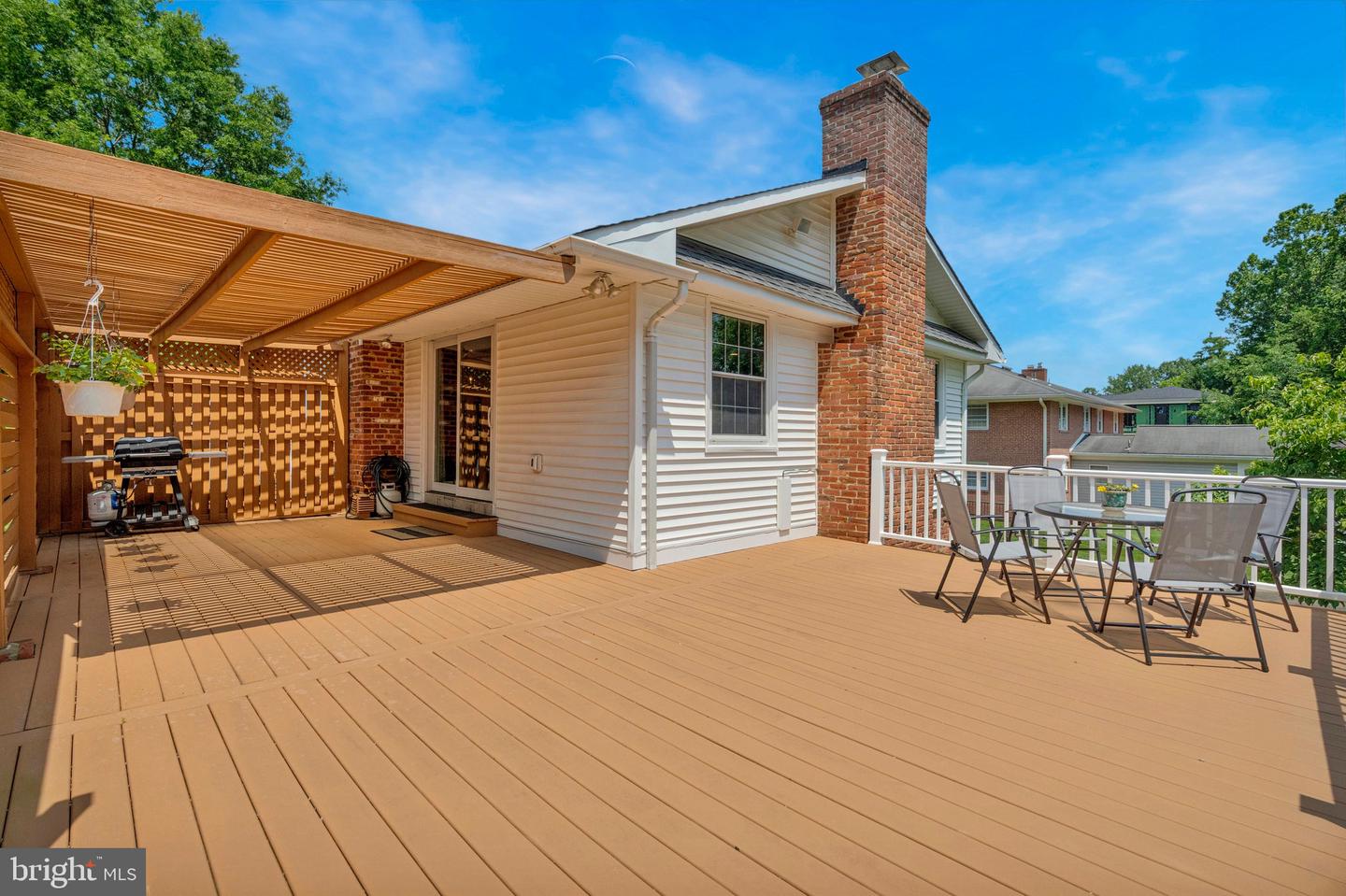 1441 Colleen Ln