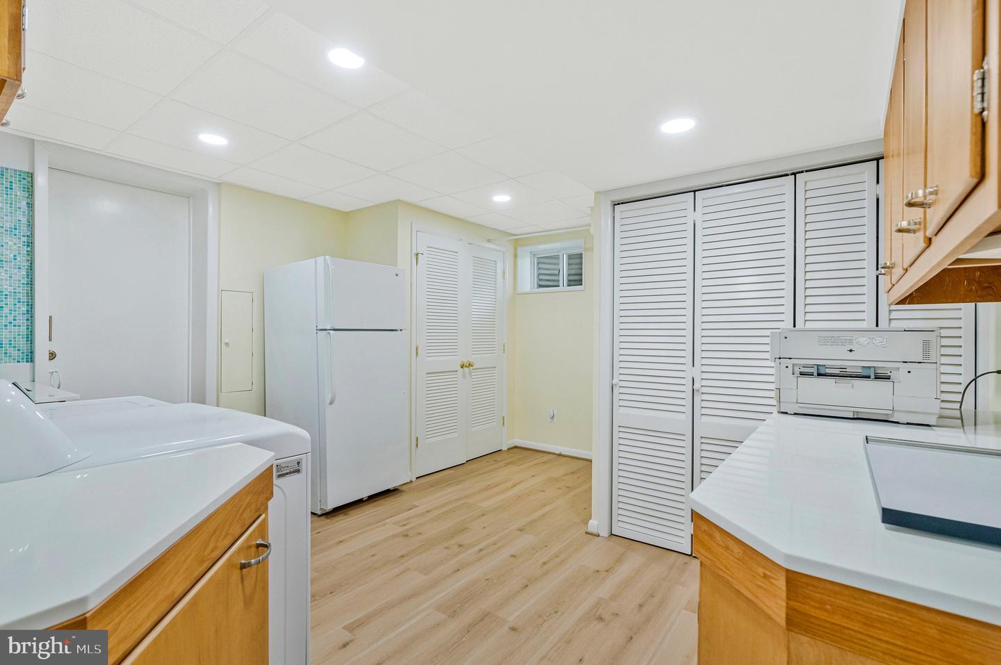 1441 Colleen Ln