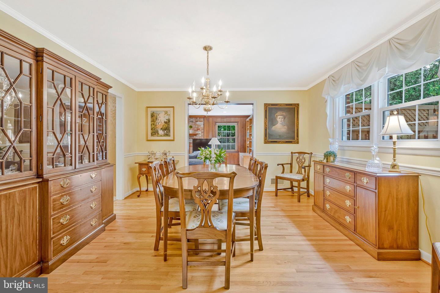 1441 Colleen Ln