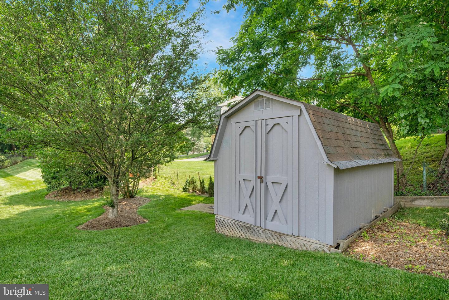 1441 Colleen Ln