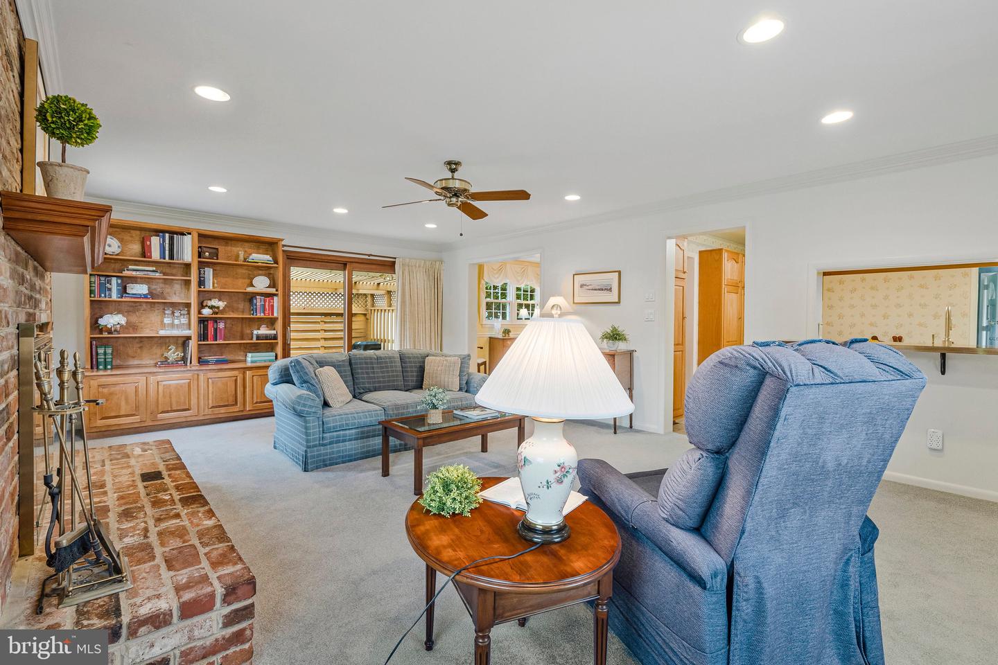 1441 Colleen Ln