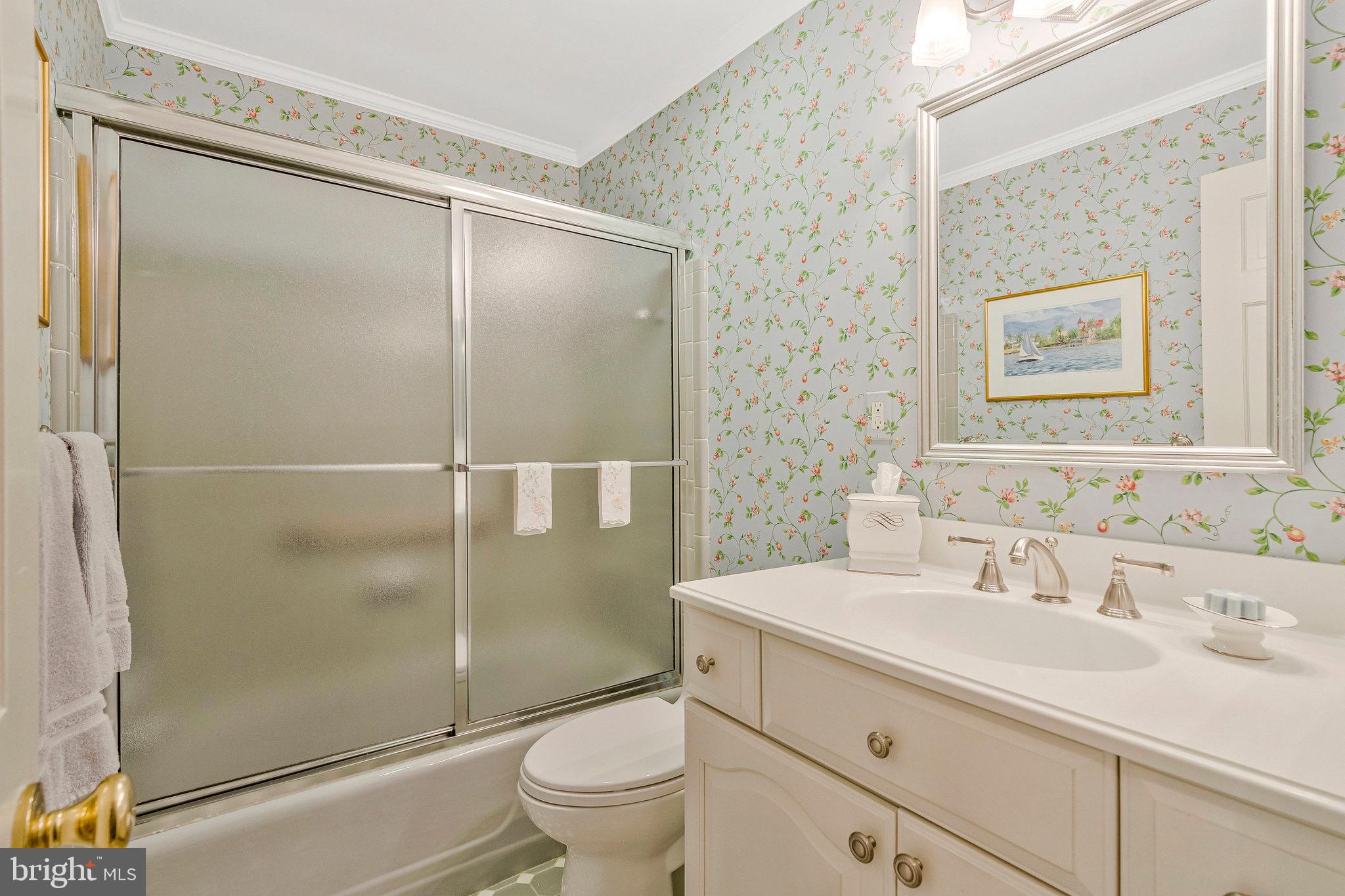 1441 Colleen Ln