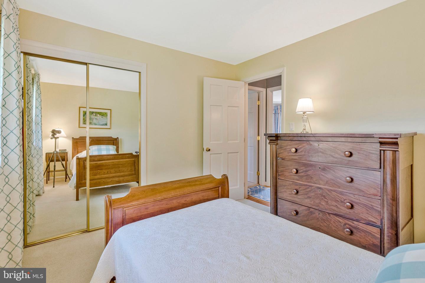1441 Colleen Ln