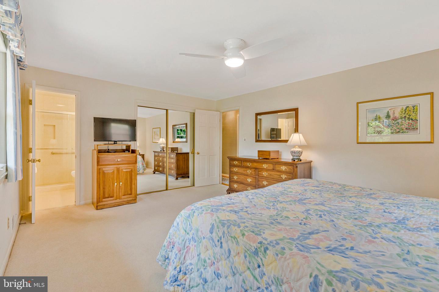 1441 Colleen Ln