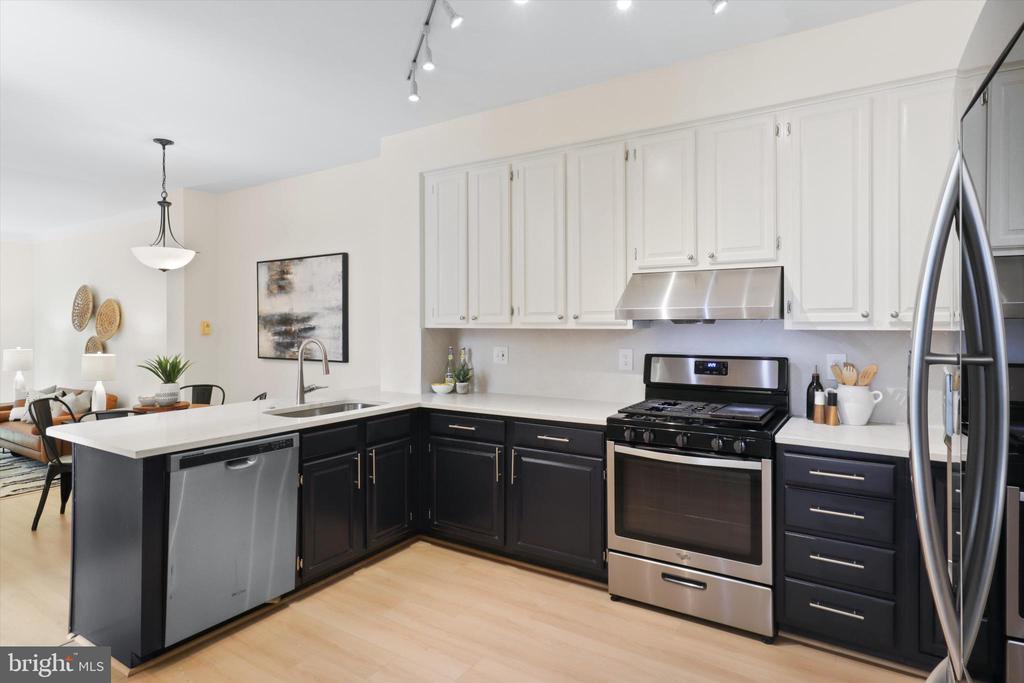 1270 WOODBROOK COURT