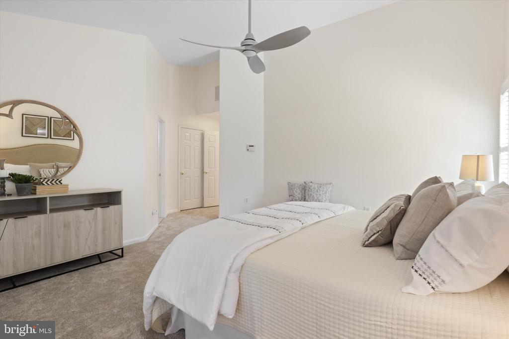 1270 WOODBROOK COURT