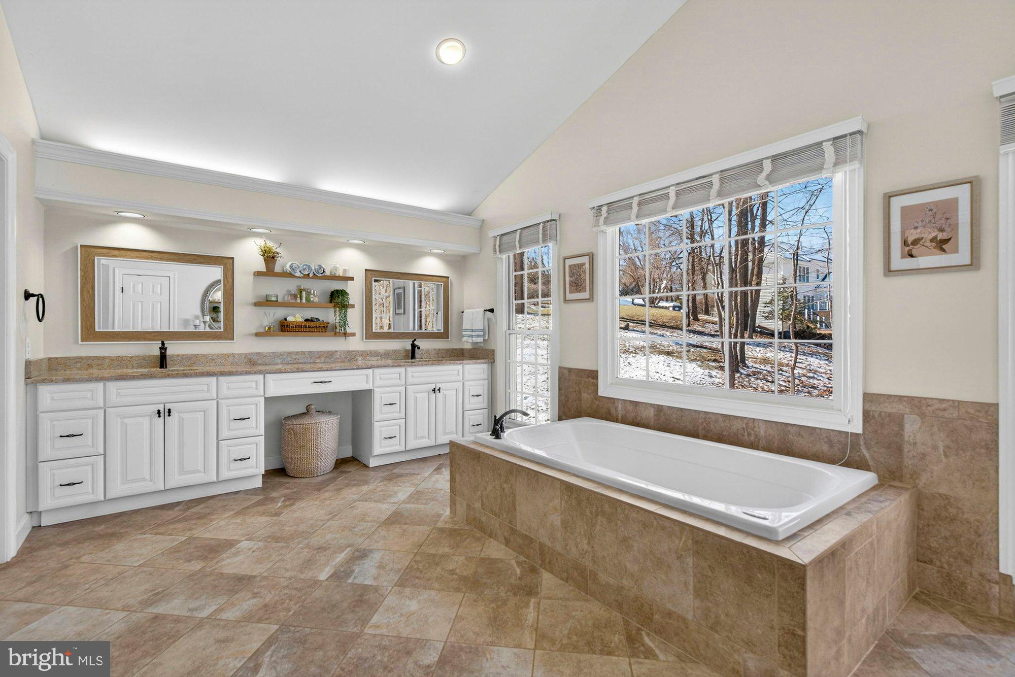 11732 SADDLE CRESCENT CIRCLE