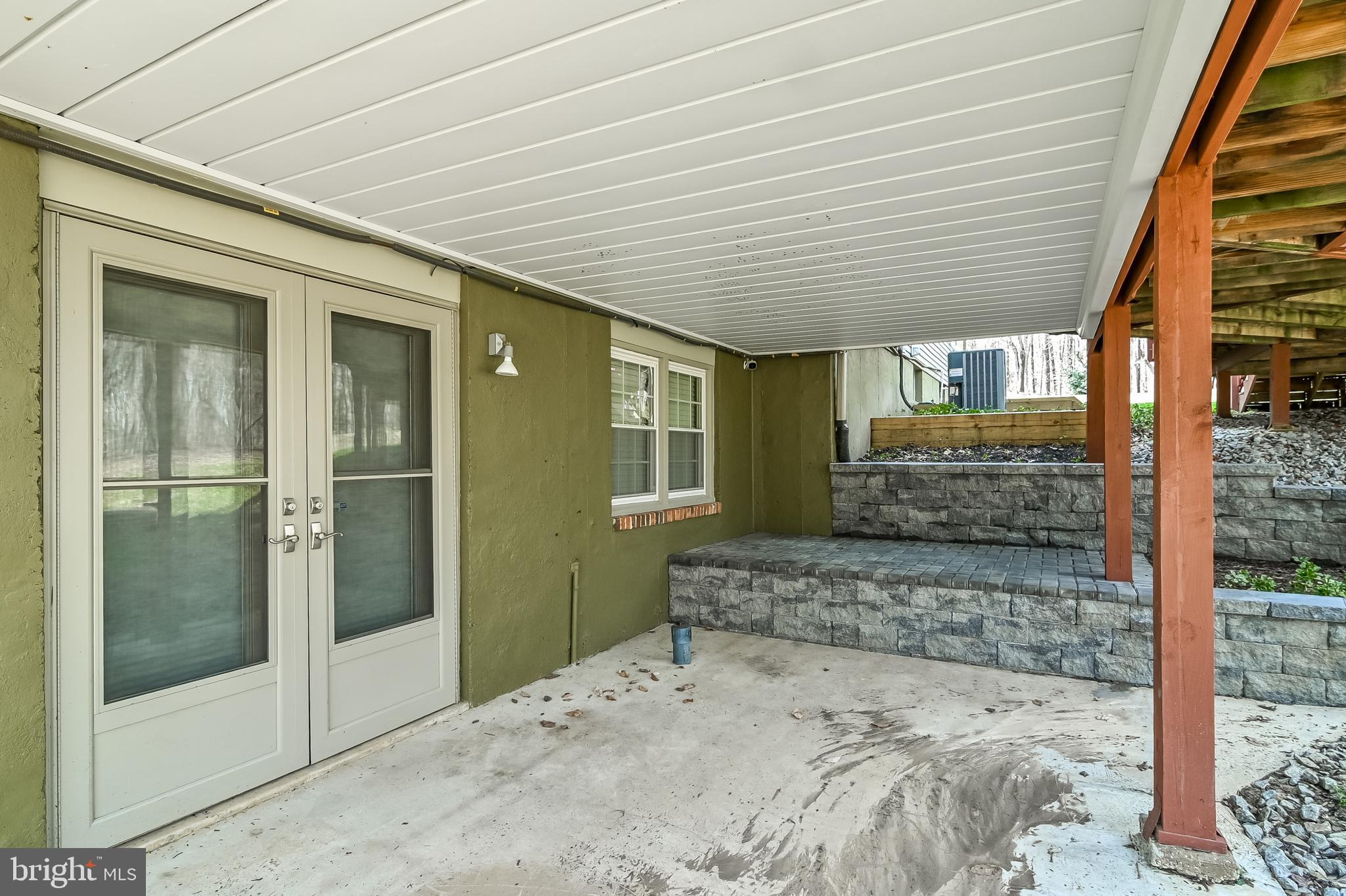 5500 SANDY FOLLY COURT