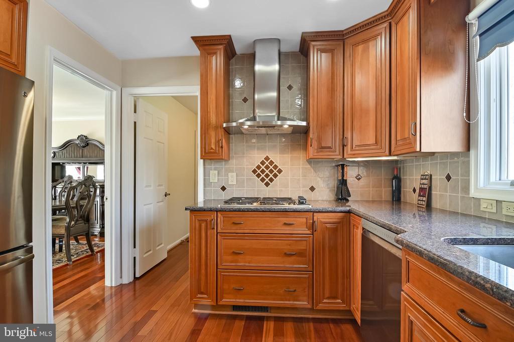 5500 SANDY FOLLY COURT