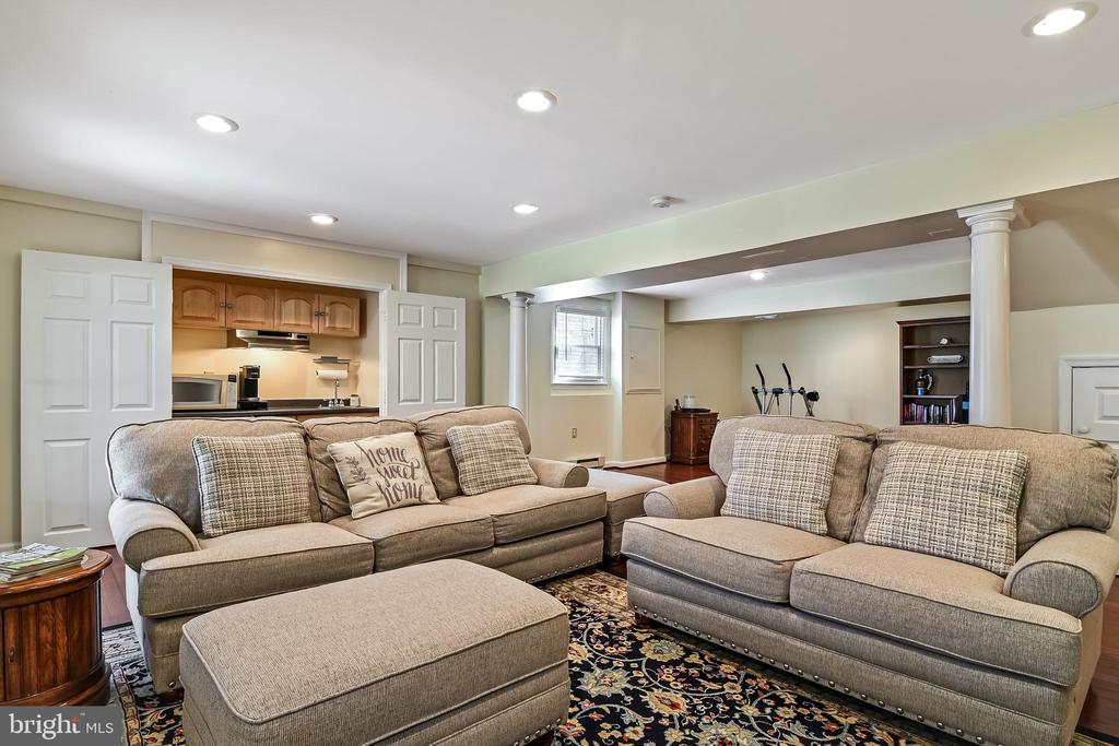 5500 SANDY FOLLY COURT