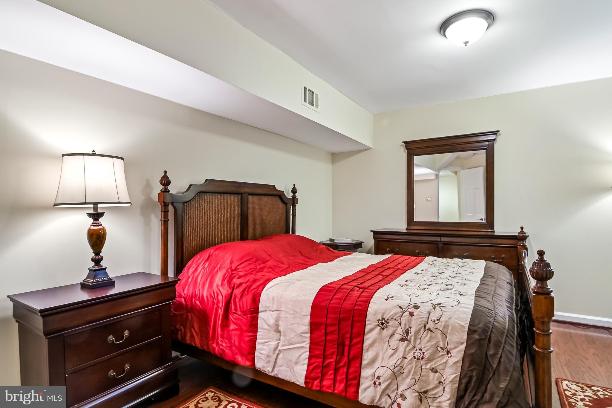 5500 SANDY FOLLY COURT