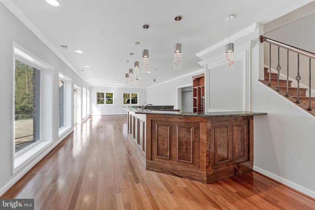 8611 BROOK ROAD