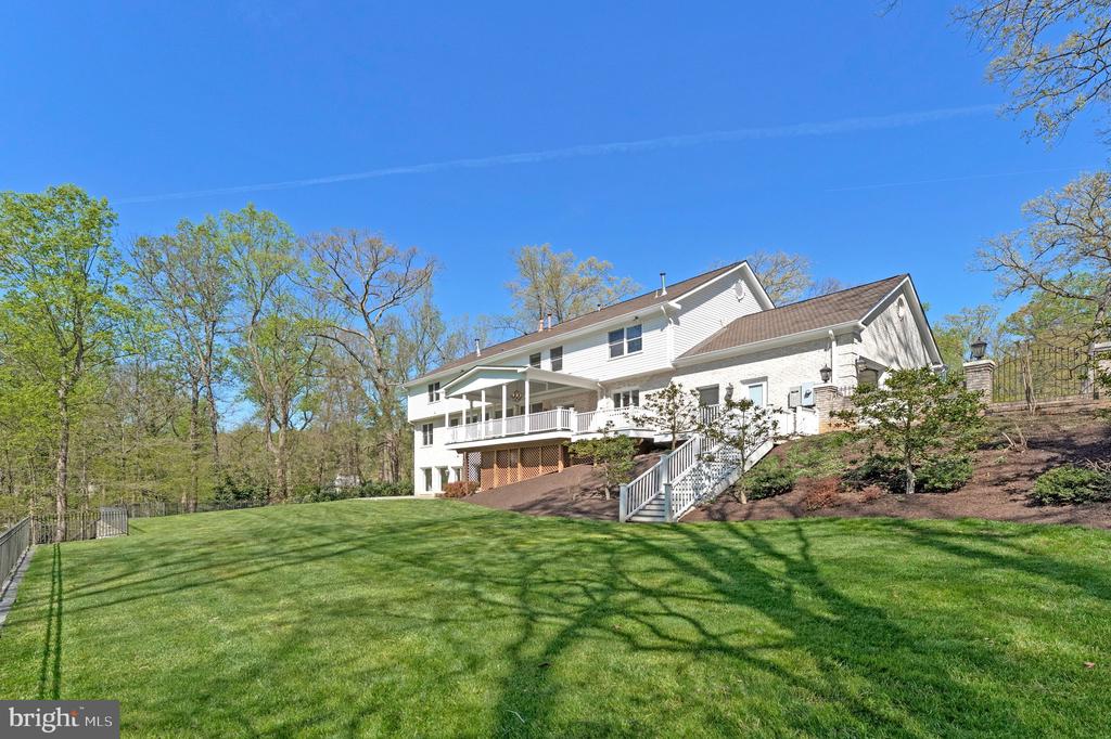 8611 BROOK ROAD