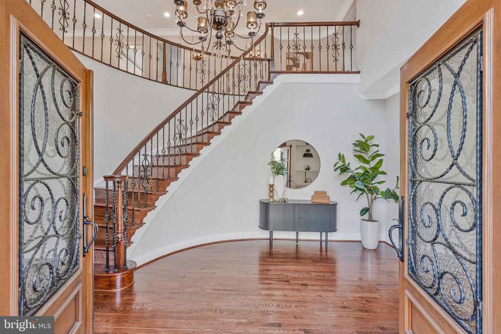 8611 BROOK ROAD