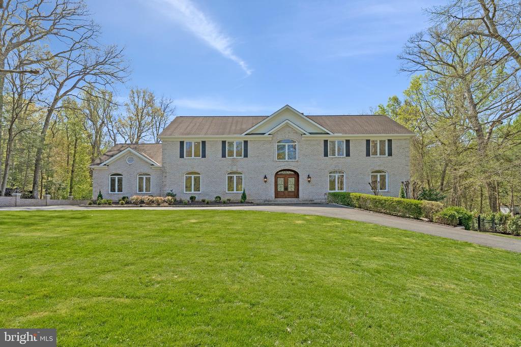 8611 BROOK ROAD
