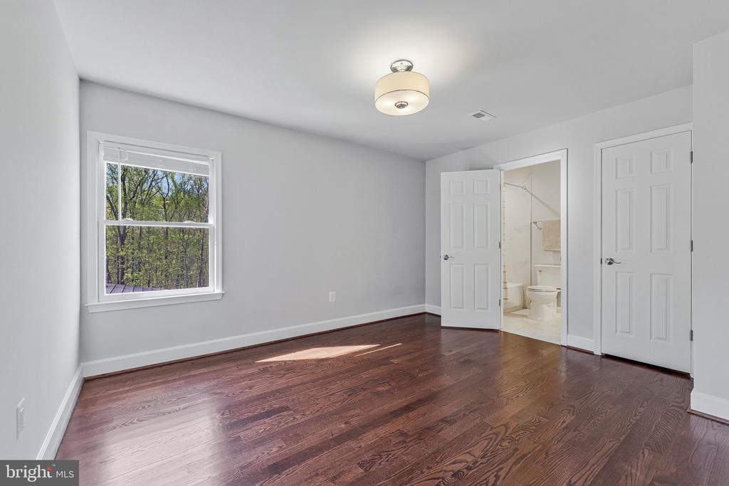8611 BROOK ROAD