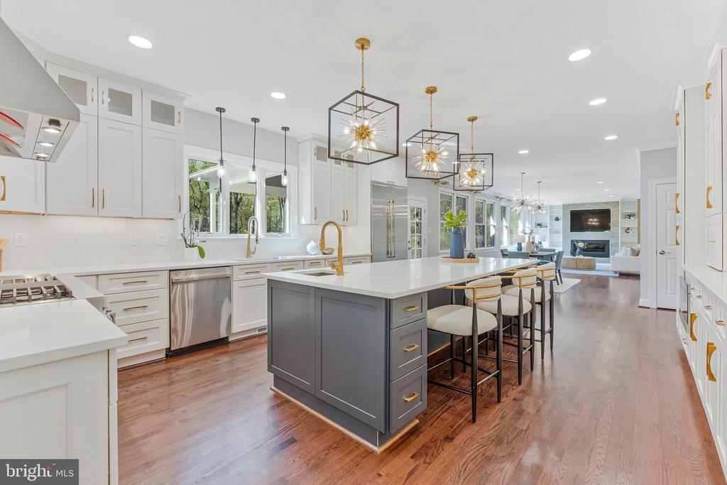 8611 BROOK ROAD