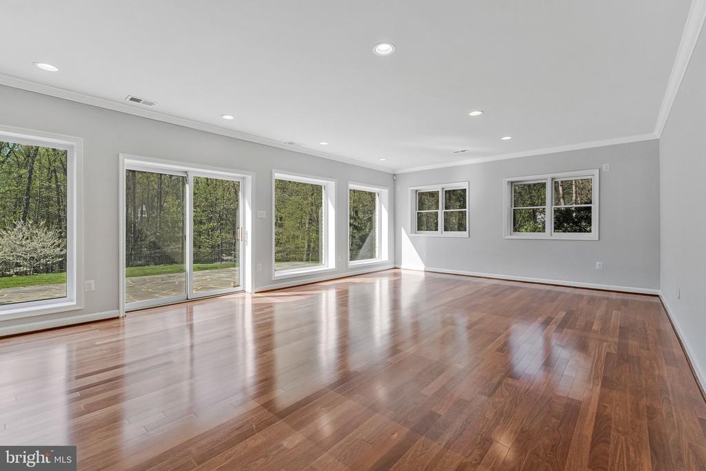 8611 BROOK ROAD