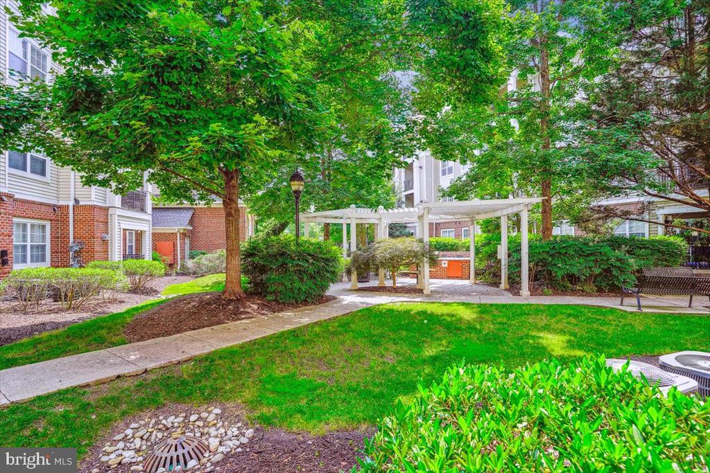 12945 CENTRE PARK CIRCLE Unit: 303