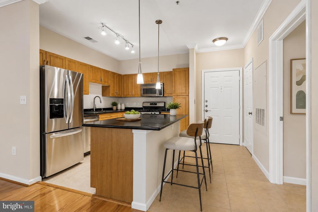 12945 CENTRE PARK CIRCLE Unit: 303