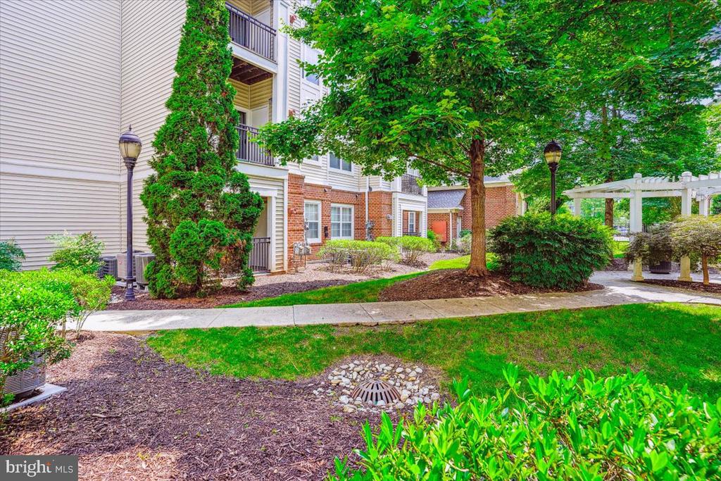 12945 CENTRE PARK CIRCLE Unit: 303