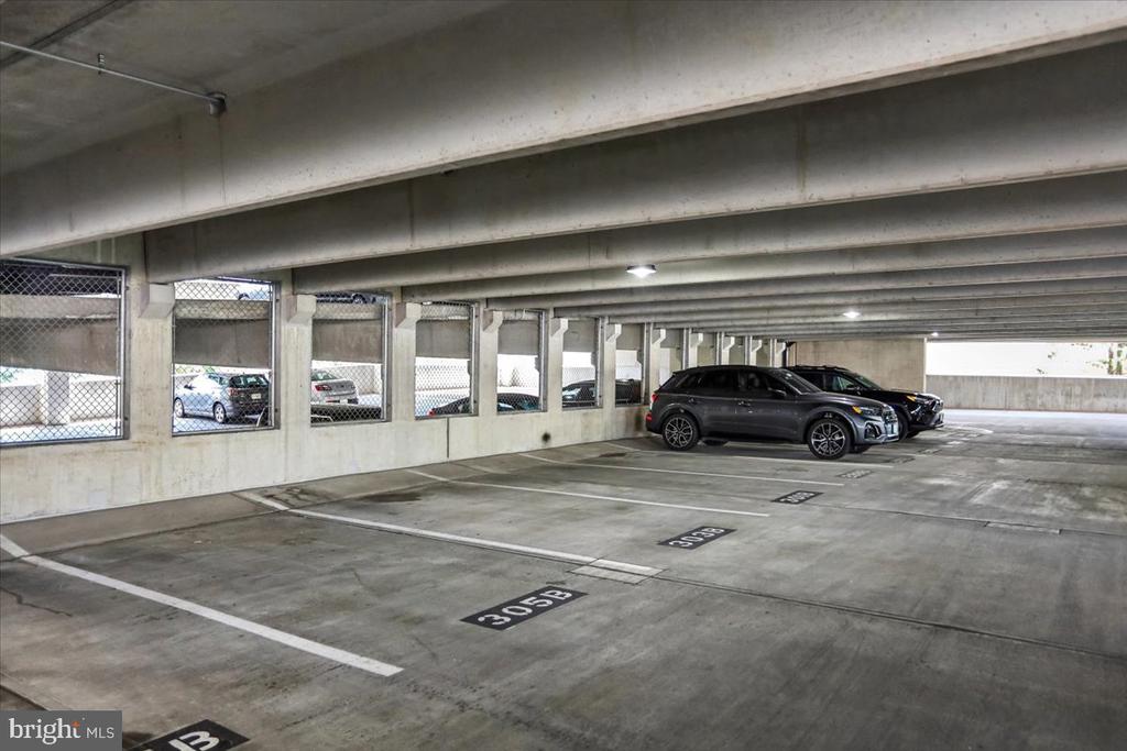 12945 CENTRE PARK CIRCLE Unit: 303
