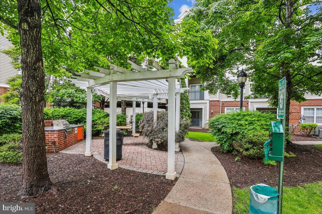 12945 CENTRE PARK CIRCLE Unit: 303
