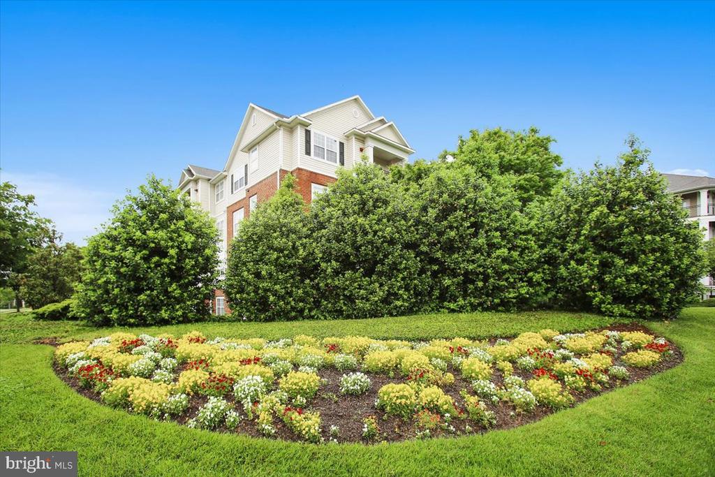 12945 CENTRE PARK CIRCLE Unit: 303