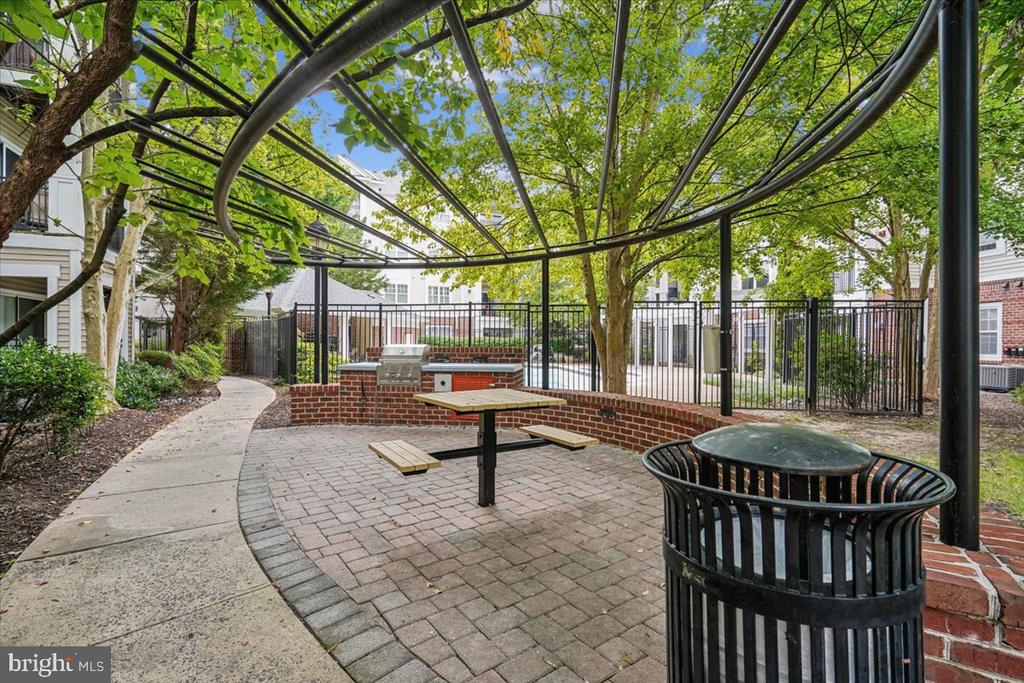 12945 CENTRE PARK CIRCLE Unit: 303