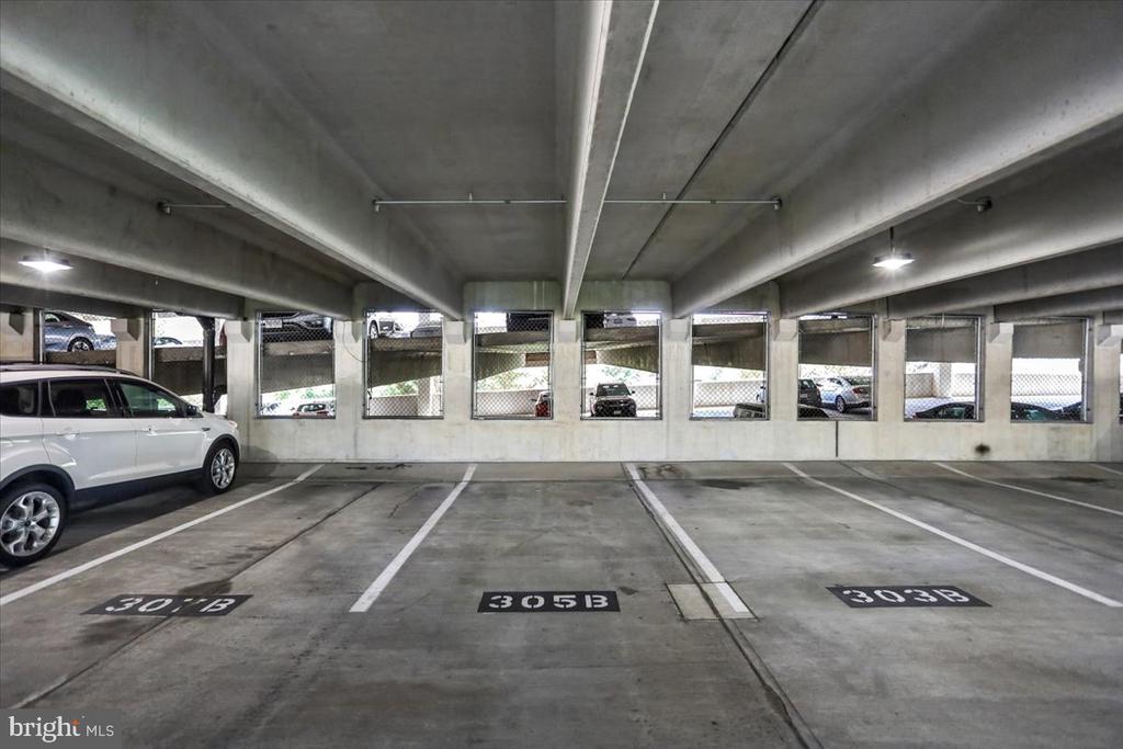 12945 CENTRE PARK CIRCLE Unit: 303