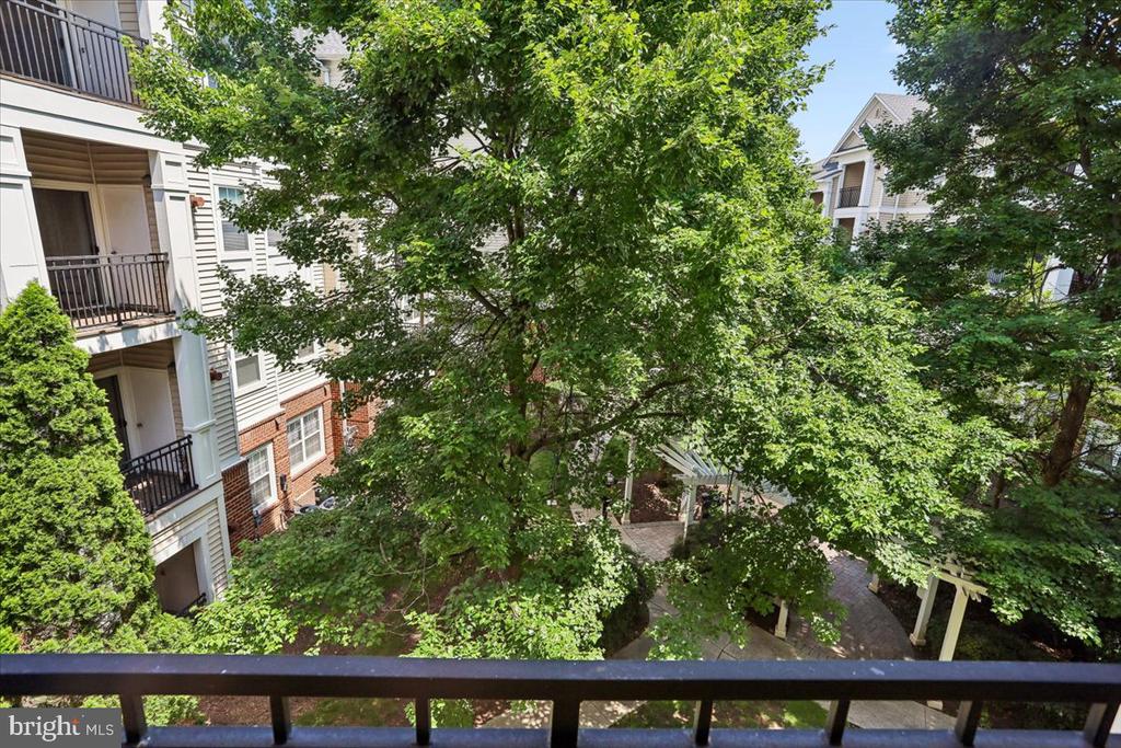 12945 CENTRE PARK CIRCLE Unit: 303