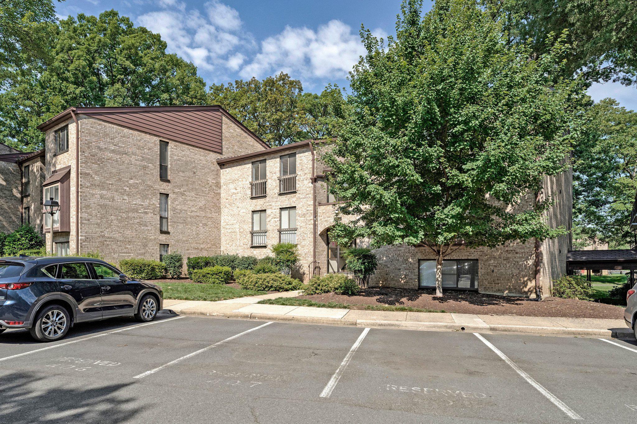 2012 COLTS NECK ROAD 21A